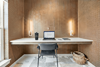 Individual private work rooms